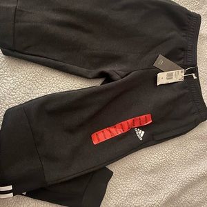 Mens Medium sweatpants new with tags